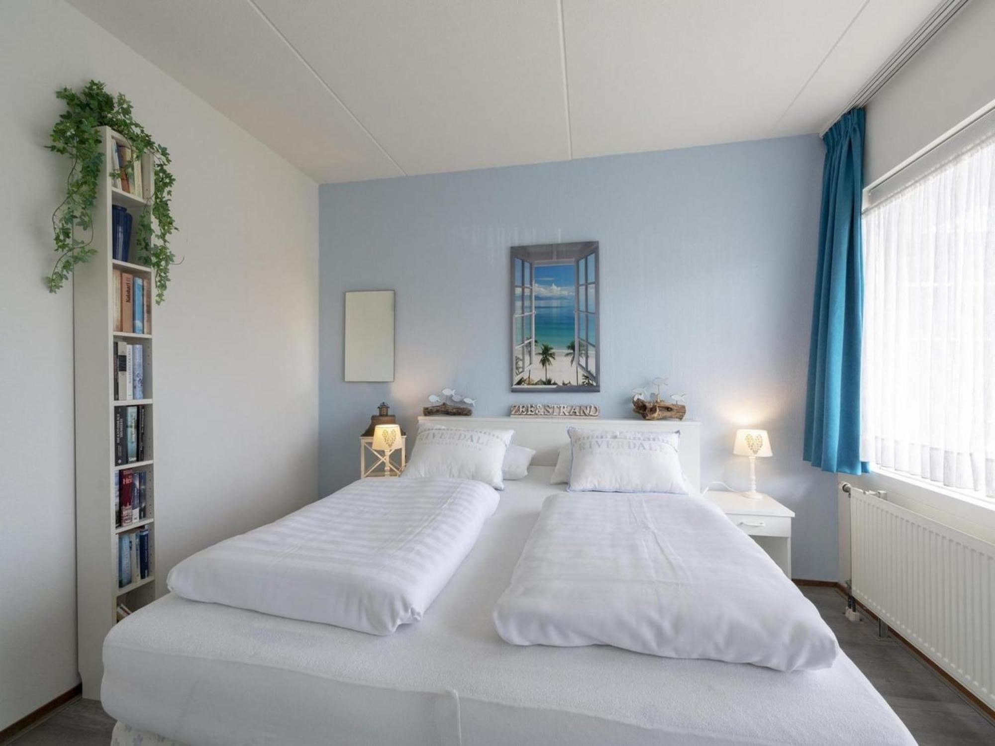 Lovely Apartment With Patio Callantsoog Exterior photo